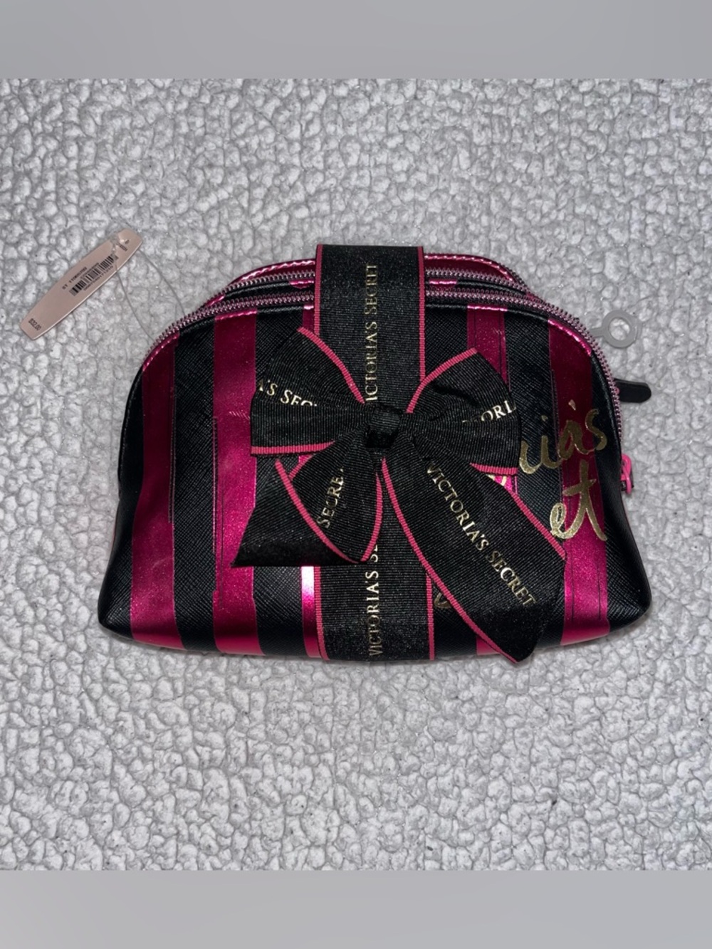 VS cosmetic bags - Picture 3 of 5